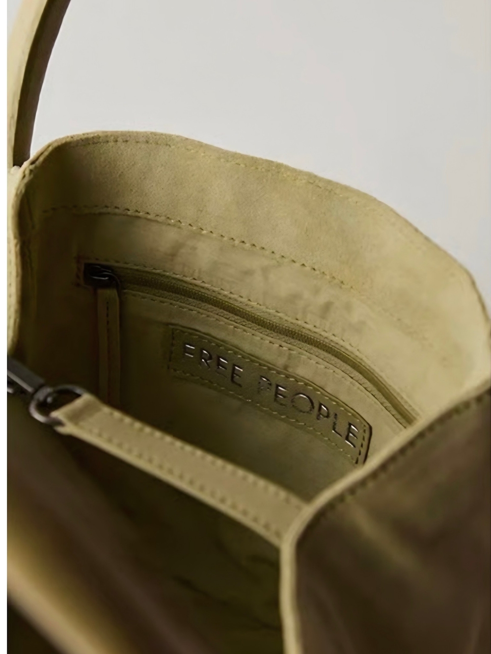 NWT Free People Barlow Suede Bucket Bag Sage Moss RARE Color - Picture 3 of 7